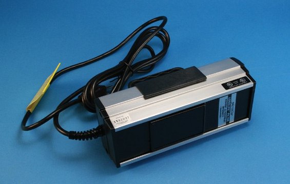 Spectroline® E-Series UV lamp