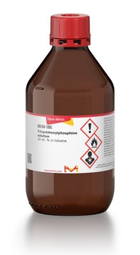 Tricyclohexylphosphine solution